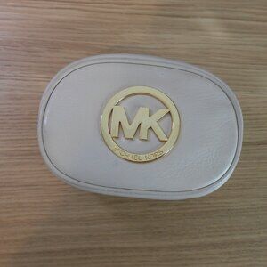 Michael Kors White Leather Fulton Small Cometic Bag, Makeup Bag.
